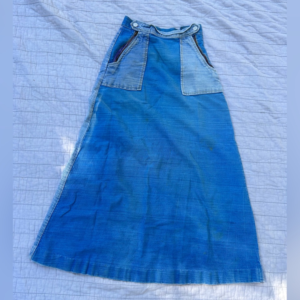 BOGO 1/2 OFF Vintage denim skirt from the 70s